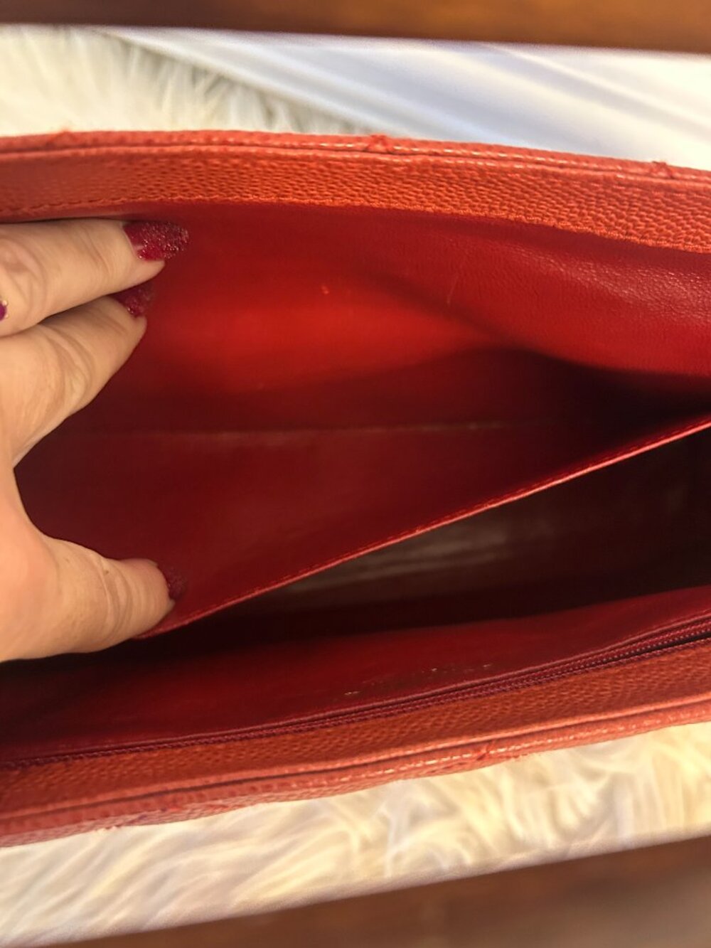 CHANEL Wood Handle Tote in Red Caviar - Picture 14 of 17